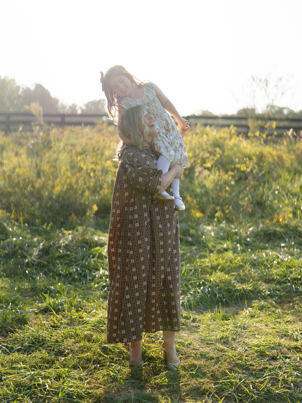 Fox-Family-Serenbe-10-13-24-44