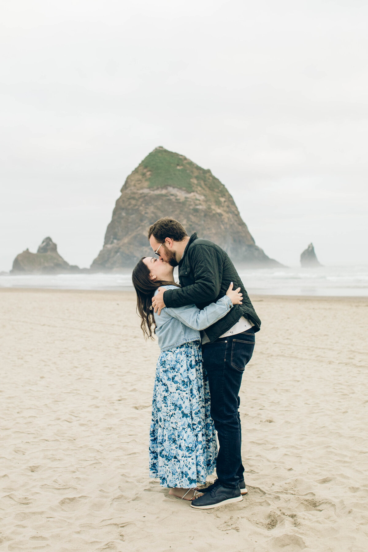 Eric-Amy-Cannon-Beach-Proposal-4