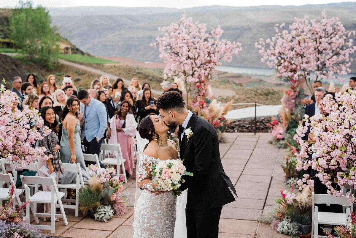 Sagecliffe resort wedding