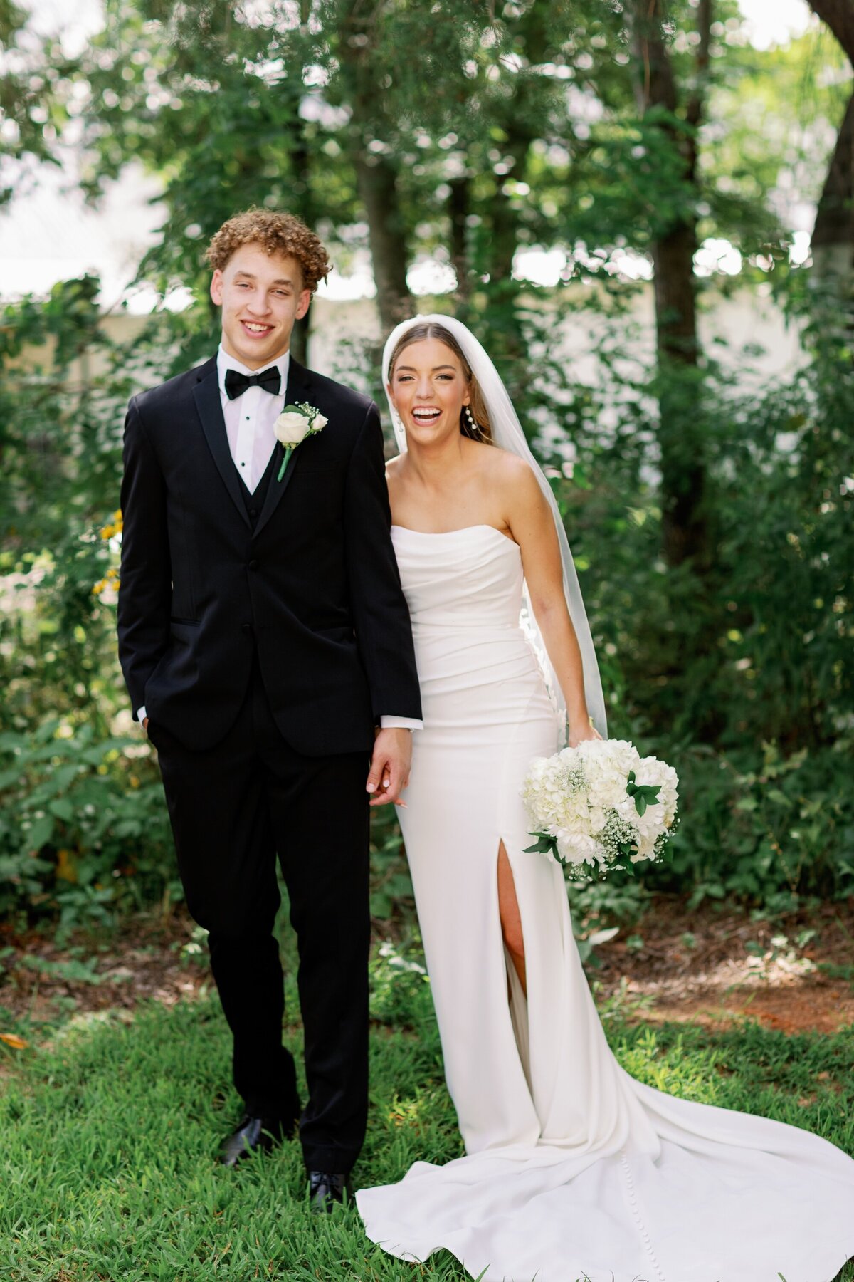 brittany-pannebaker-tampa-florida-destination-wedding-photographer-graceiandtaelonwedding-195