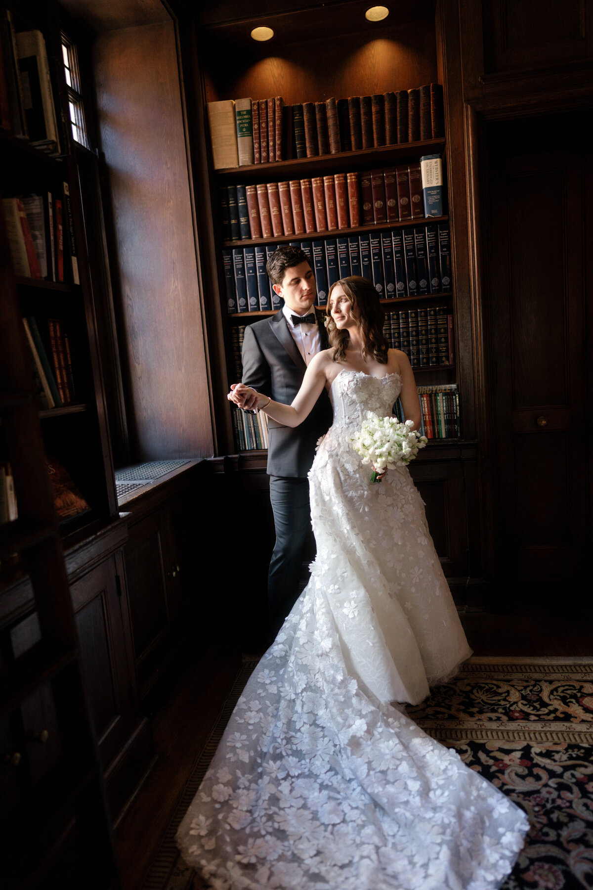Aspen-Avenue-The-Berlez-Chicago-Wedding-Photographer-Clementine-Custom-Events-Racquet-Club-of-Chicago-Avant-Gardenia-Posh-Production-Cagen-Orchestra-Nika-Vaughan-BBJ-La-Tavola -Vogue-Editorial-High-Fashion-Fine-Art-Luxury-Journalism-107