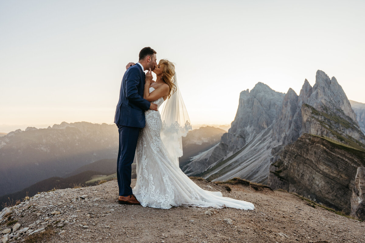 Romantic mountain wedding portraits at Seceda Italy