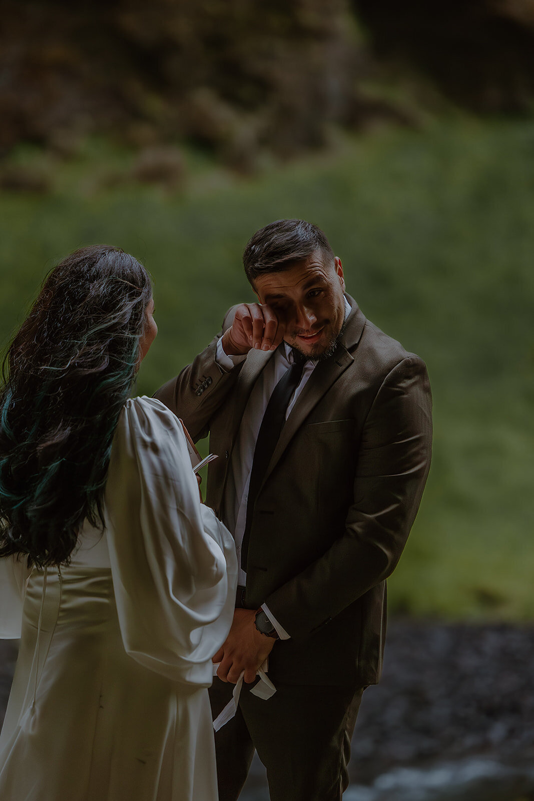 kvernufoss-iceland-elopement-160_websize