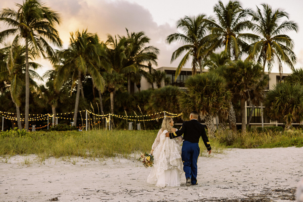 SanibelIslandFloridaWedding_TaylorNicollePhoto-89