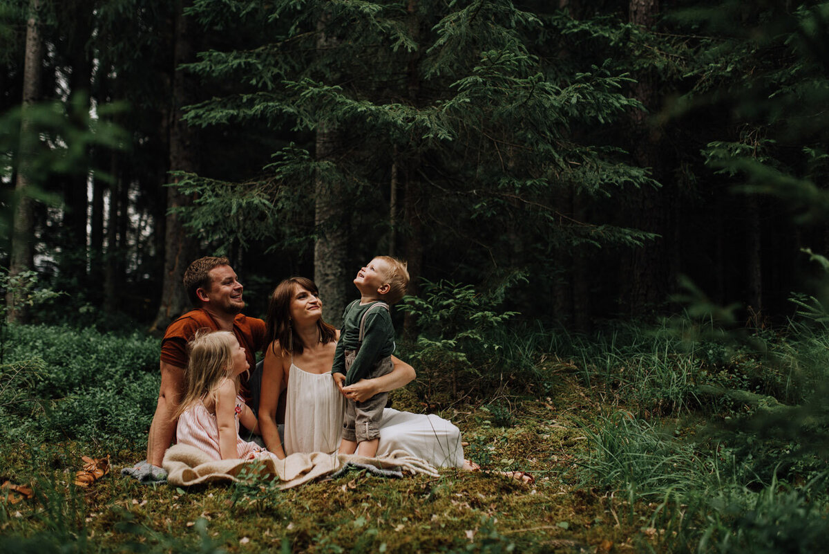 Family Session Yes Deer Studio 2