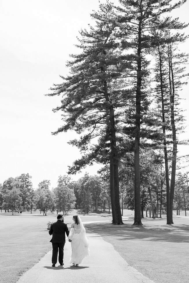 Manchester-Country-Club-wedding-Kelly-Pomeroy-Photography-Kaitlyn-Ben-sneaks-6