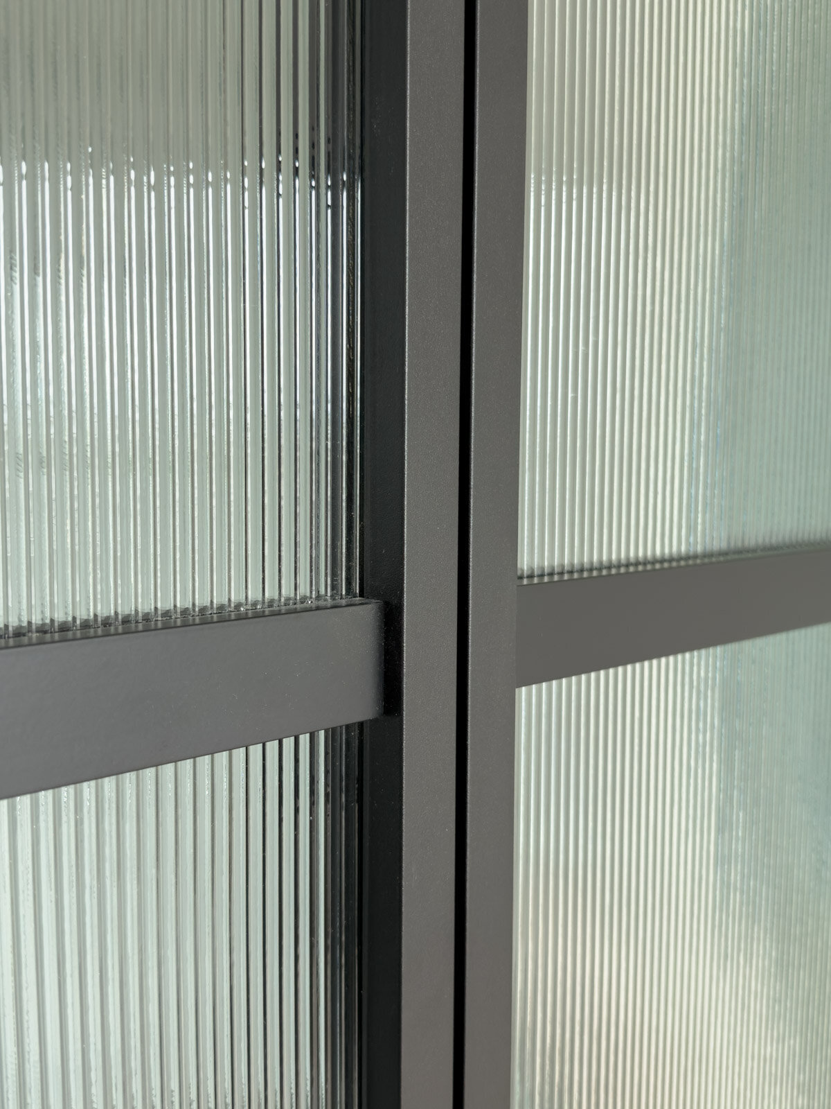 Individuelle-Industrial-Tueren-Innenausbau-7