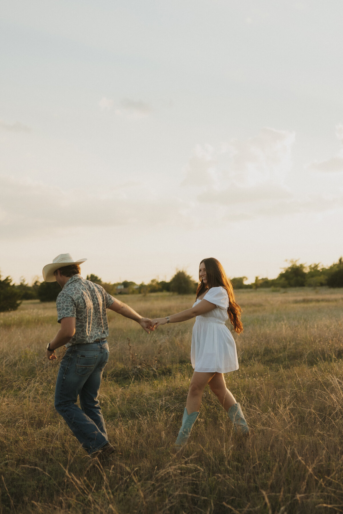 Abby Heron Photography Texas Based and Travel Wedding and Couples Photographer — Couples Gallery for Logan + Lauryn 10