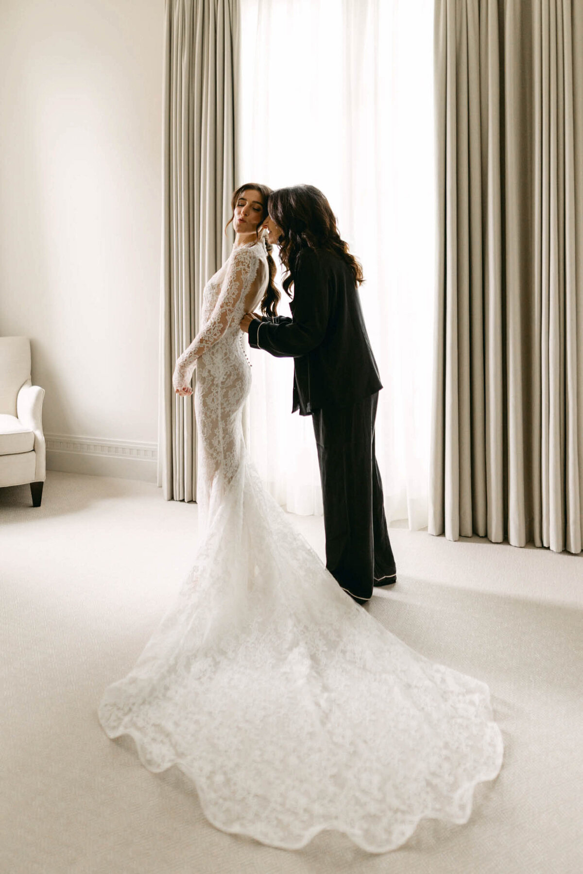 515-Royal-Ontario-Museum-ROM-Toronto-Canada-Gill-Jory-Wedding-5
