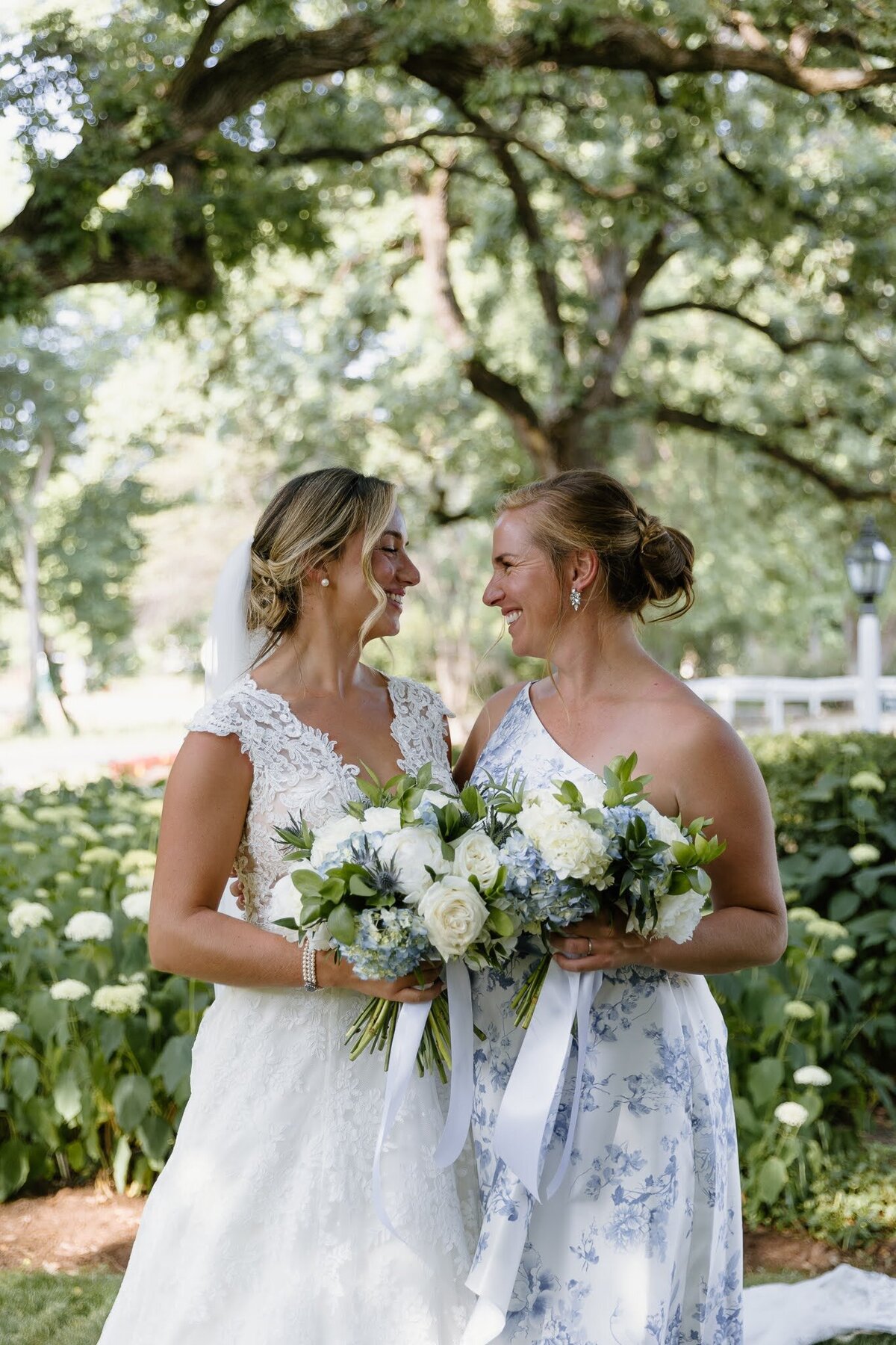 Nichole-Babiez-Photography-Dunham-woods-Geneva-Illinois-Wedding-luxury-editorial-timeless-modern-candid-bride-inspiration-chicago-photographer--50
