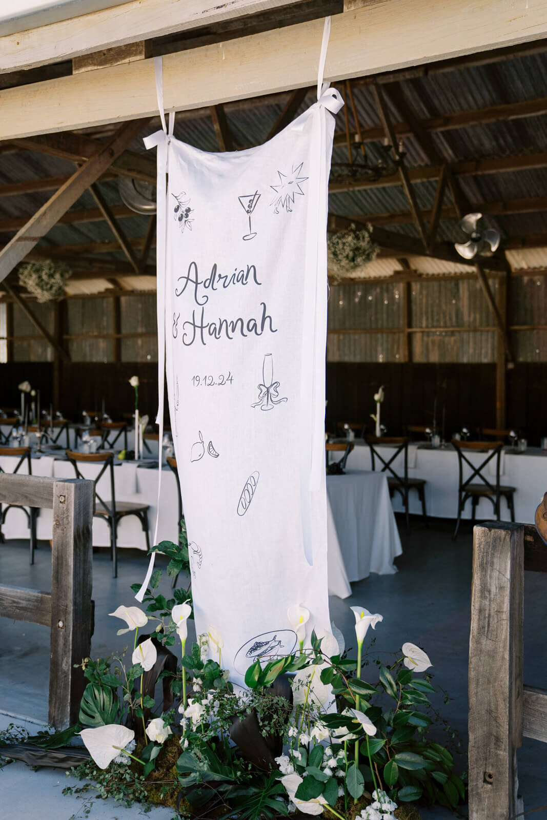 Adrian-Hannah-MountWilliamStationEstateWedding-RedbookStudios--150