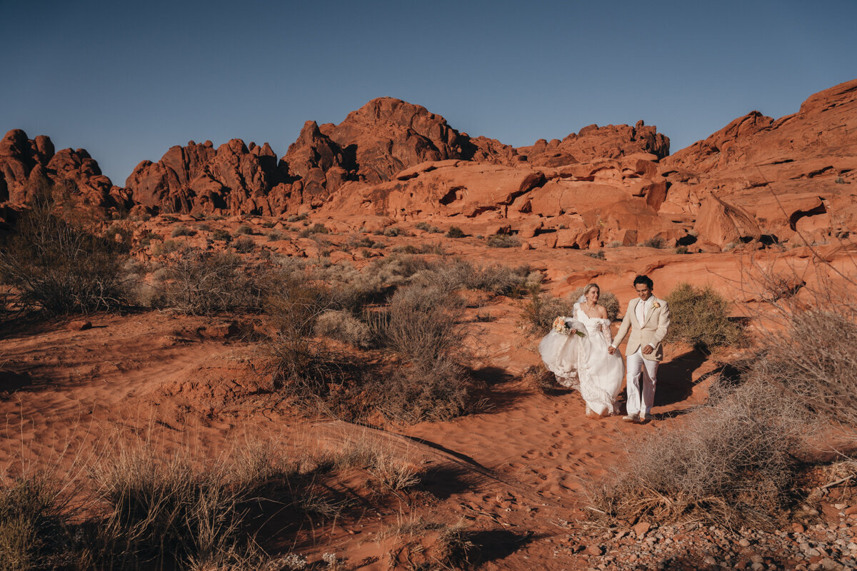 Valley-of-fire-elopement-photographer-15