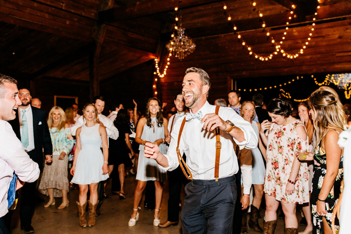 Alexa-Vossler-Photo_Dallas-Wedding-Photographer_North-Texas-Wedding-Photographer_Stephanie-Chase-Wedding-at-Morgan-Creek-Barn-Aubrey-Texas_172