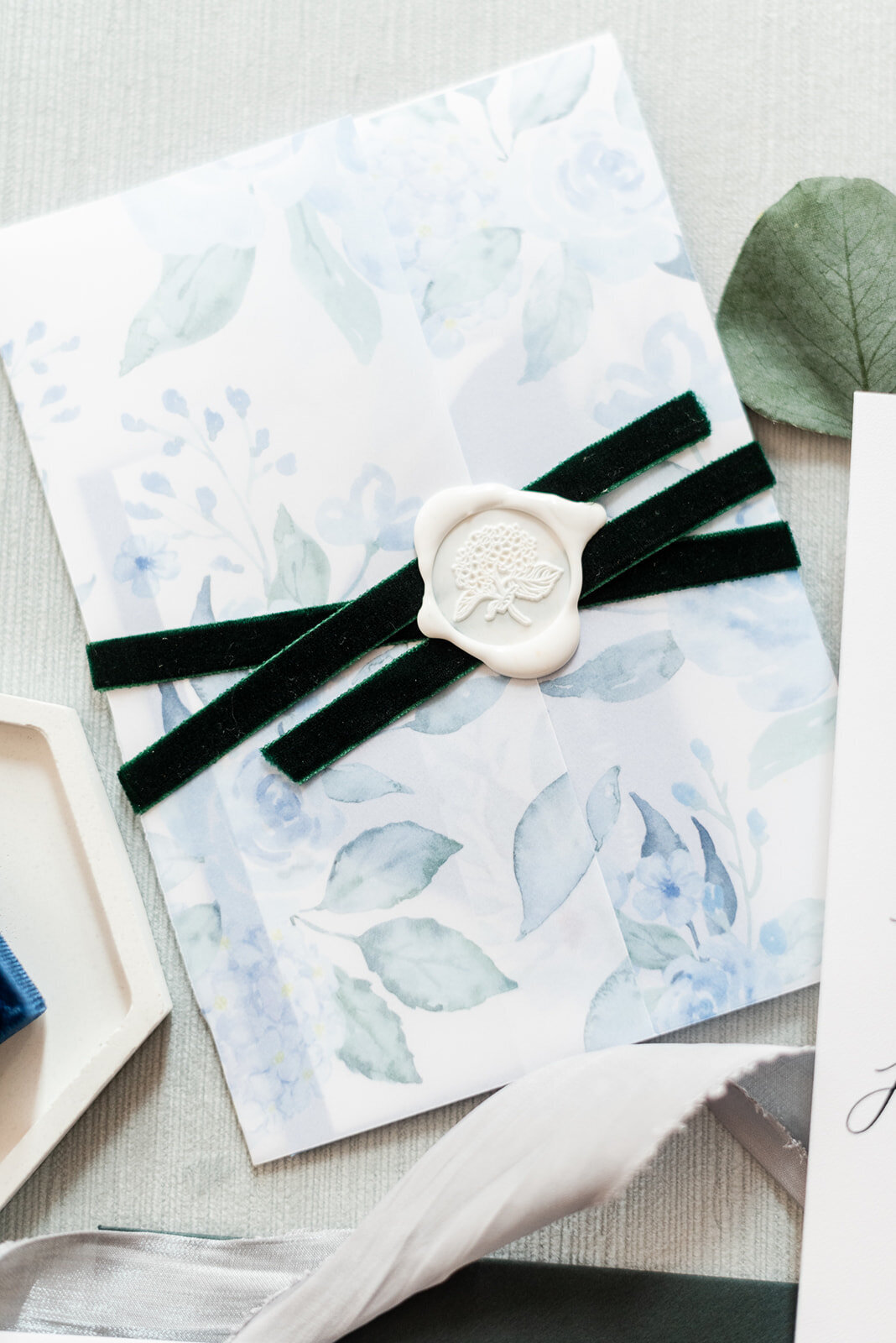 wedding-invitation-wax-seal