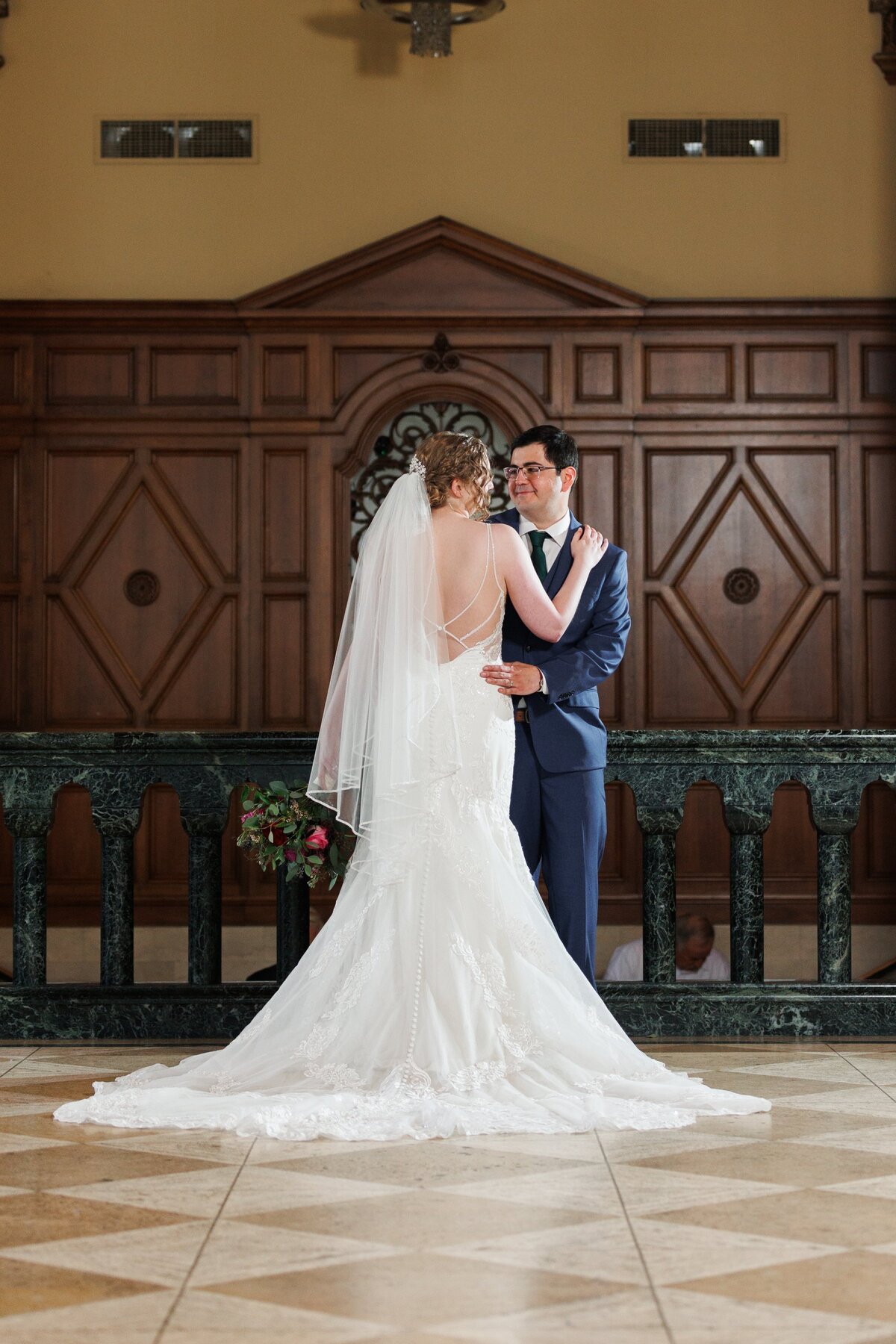 28-grand-rapids-city-flats-hotel-wedding