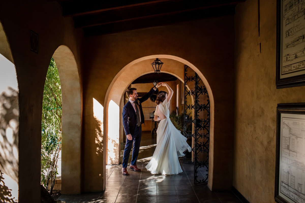 Bride and Groom in firefly room at Phoenix Art Museum