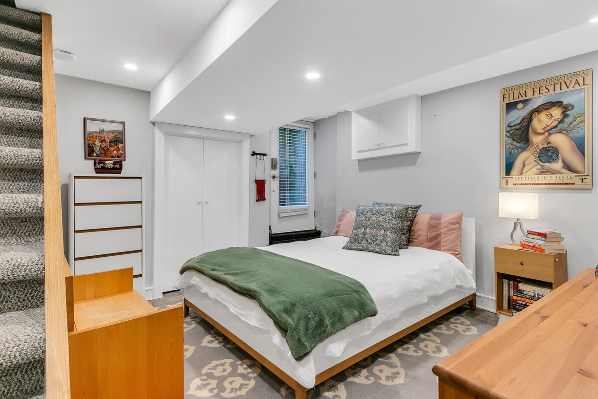 31-web-or-mls-60_001_Lower Level