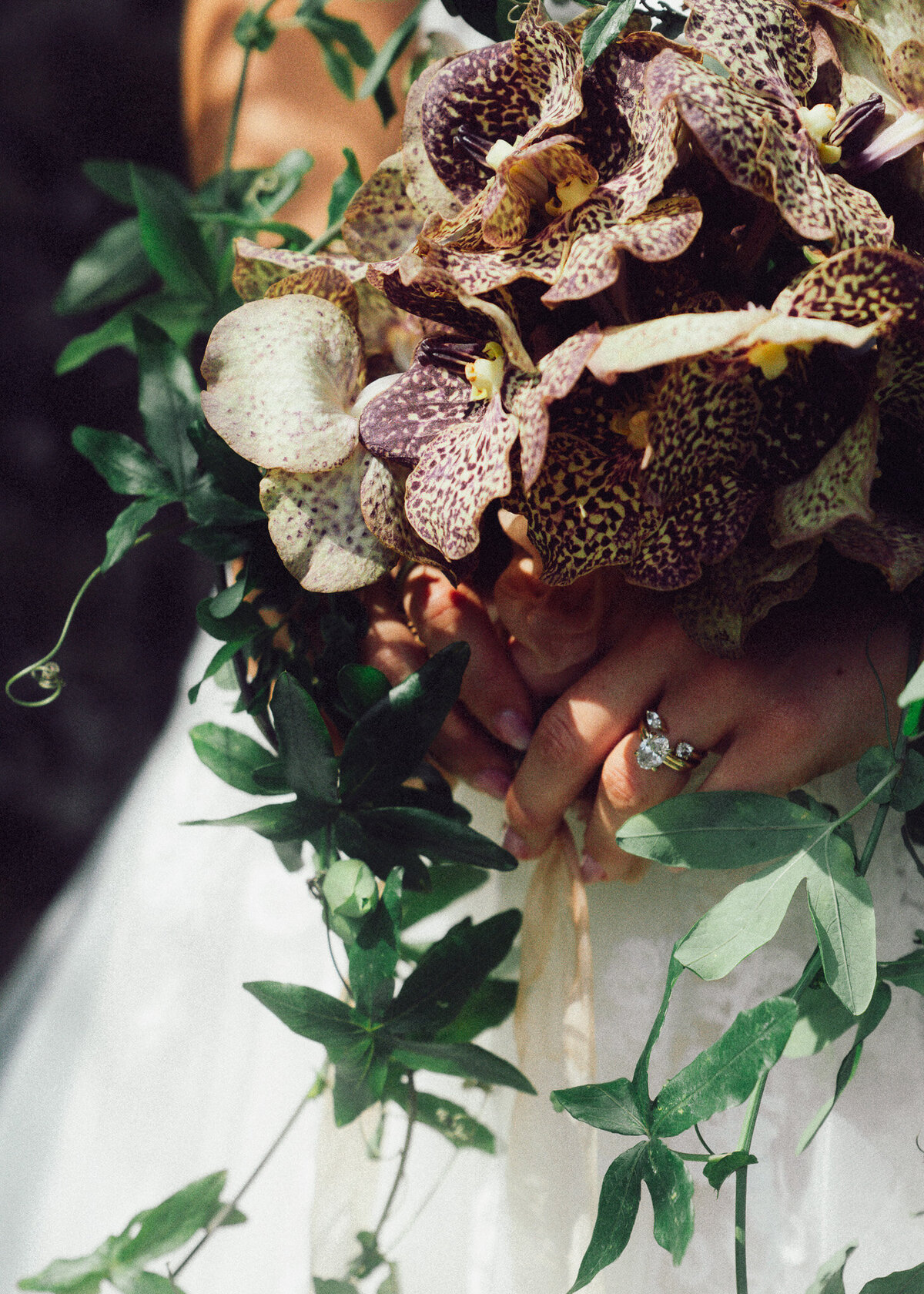 41. wedding-cake-trends-cotswolds-1