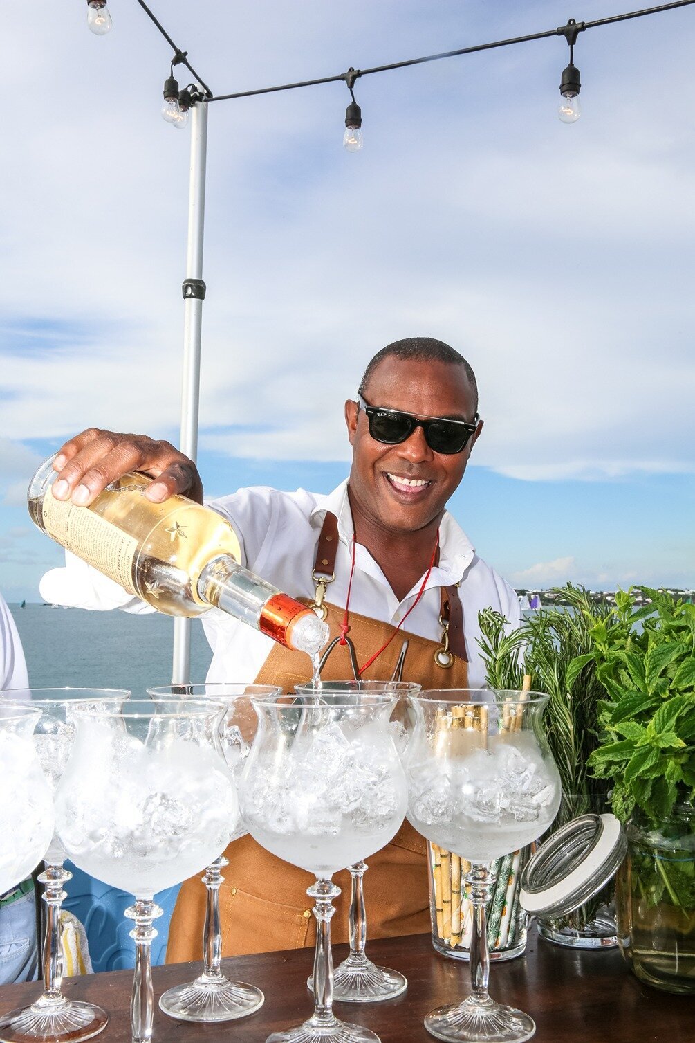 Revolve-Lunch-Bermuda-Dasfete-71