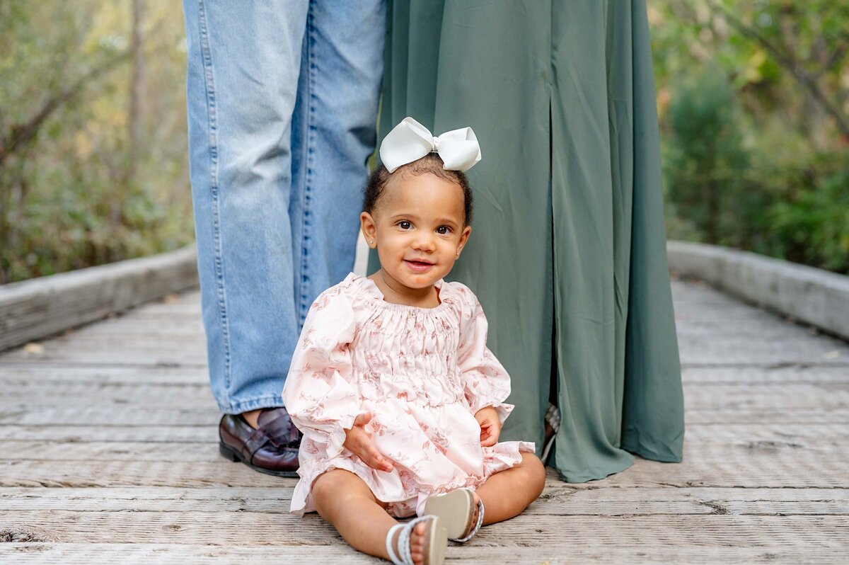 Colorado-Springs-CO-fall-mini-session-Magnolia-and-Grace-Photography-Co-WyvolynC# (1)-9