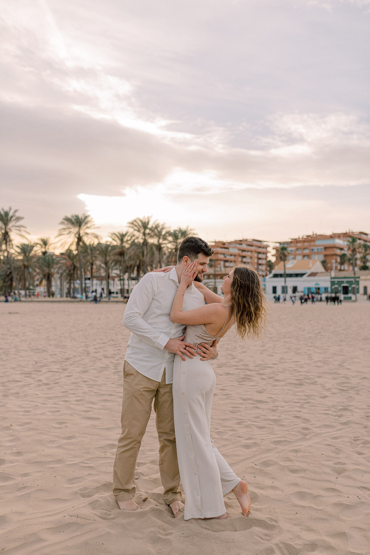 Patacona-Beach-Engagament-Couple-Photos-062