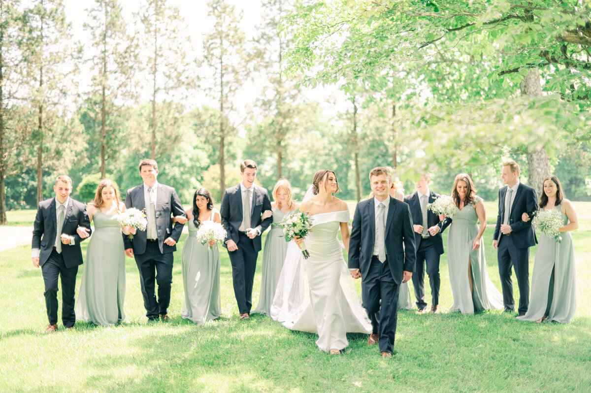 Kentucky spring wedding at my old ky home florals emma v photography wedding party portraits ideas photographer wedding party photos letter reading