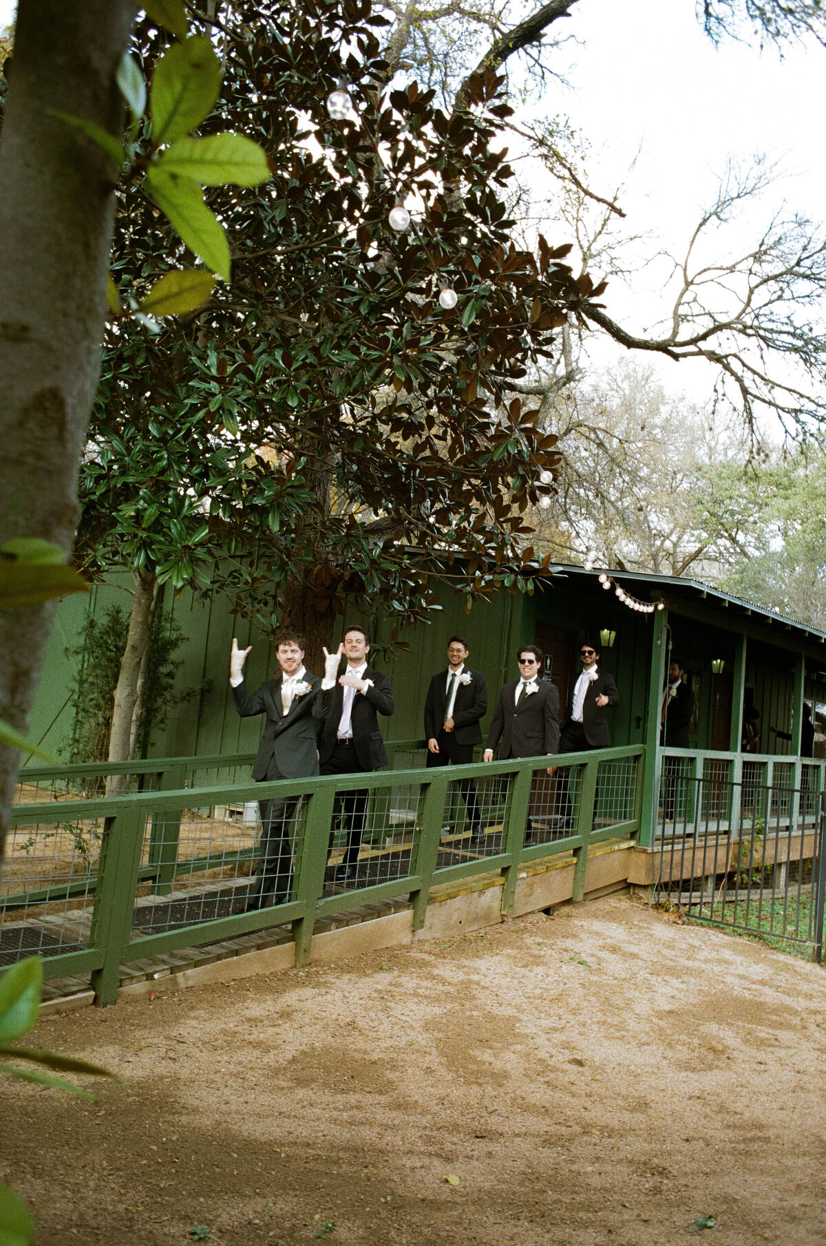 Lindsey&AlexWeddingPhotos_Film_AustinWeddingPhotographer_HereafterFilms_-40