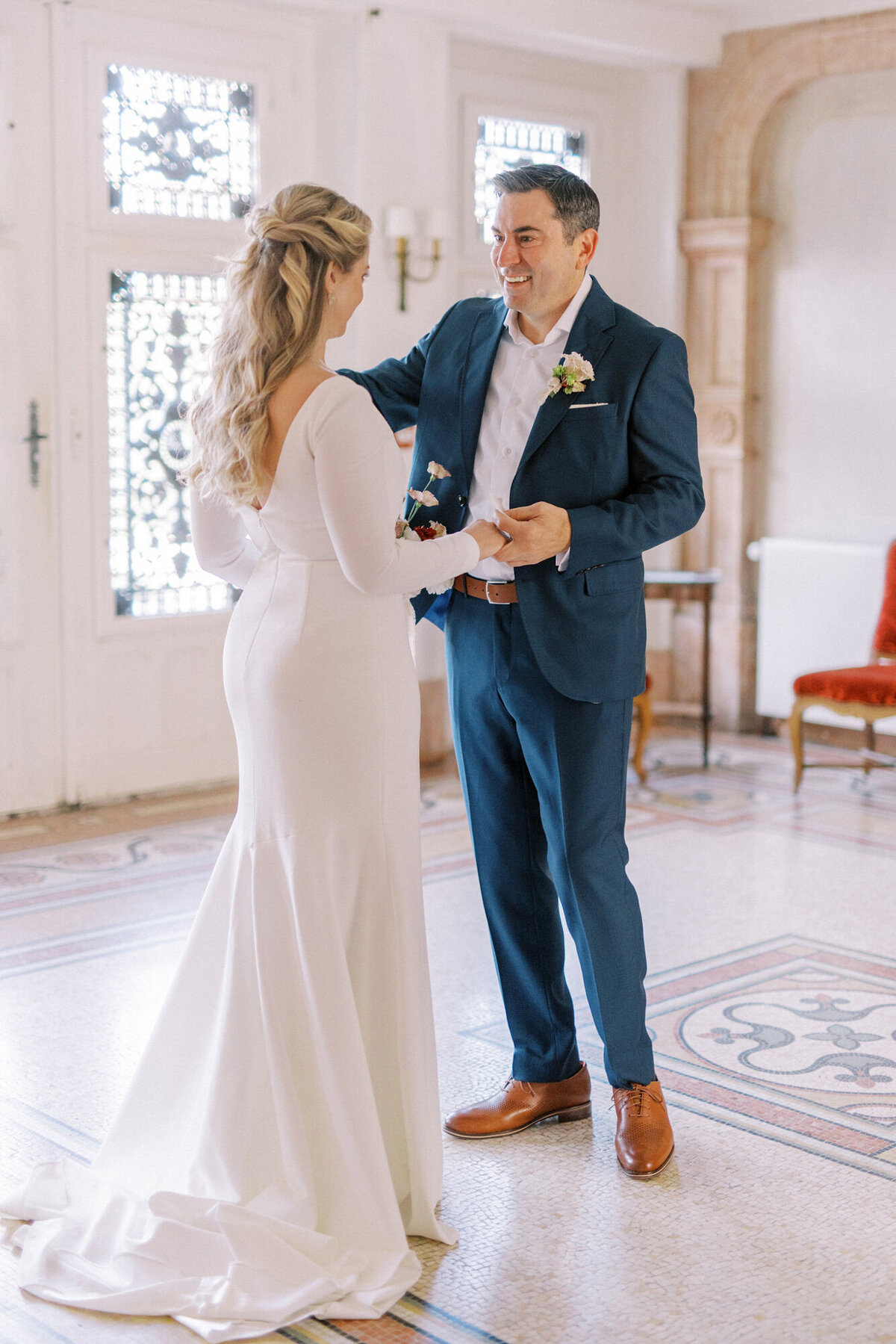 Maïlys Fortune Photography Husband Wife Wedding Weddings Photography France Switzerland Italy Timeless Dreamy Imagery Bilingual French English Destination Weddings Destination Wedding Provence French Riviera Paris Lake Como Tuscany56