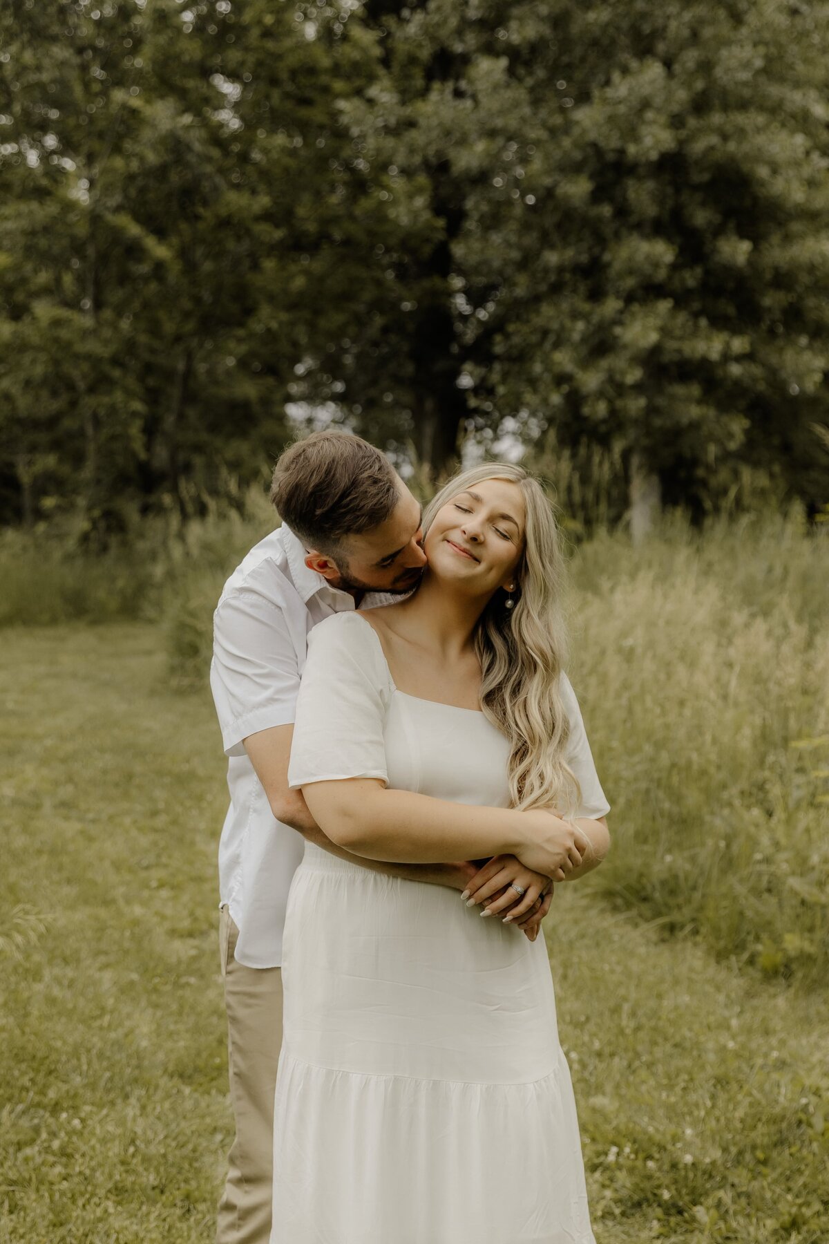 lighthearted-engagement-session-27