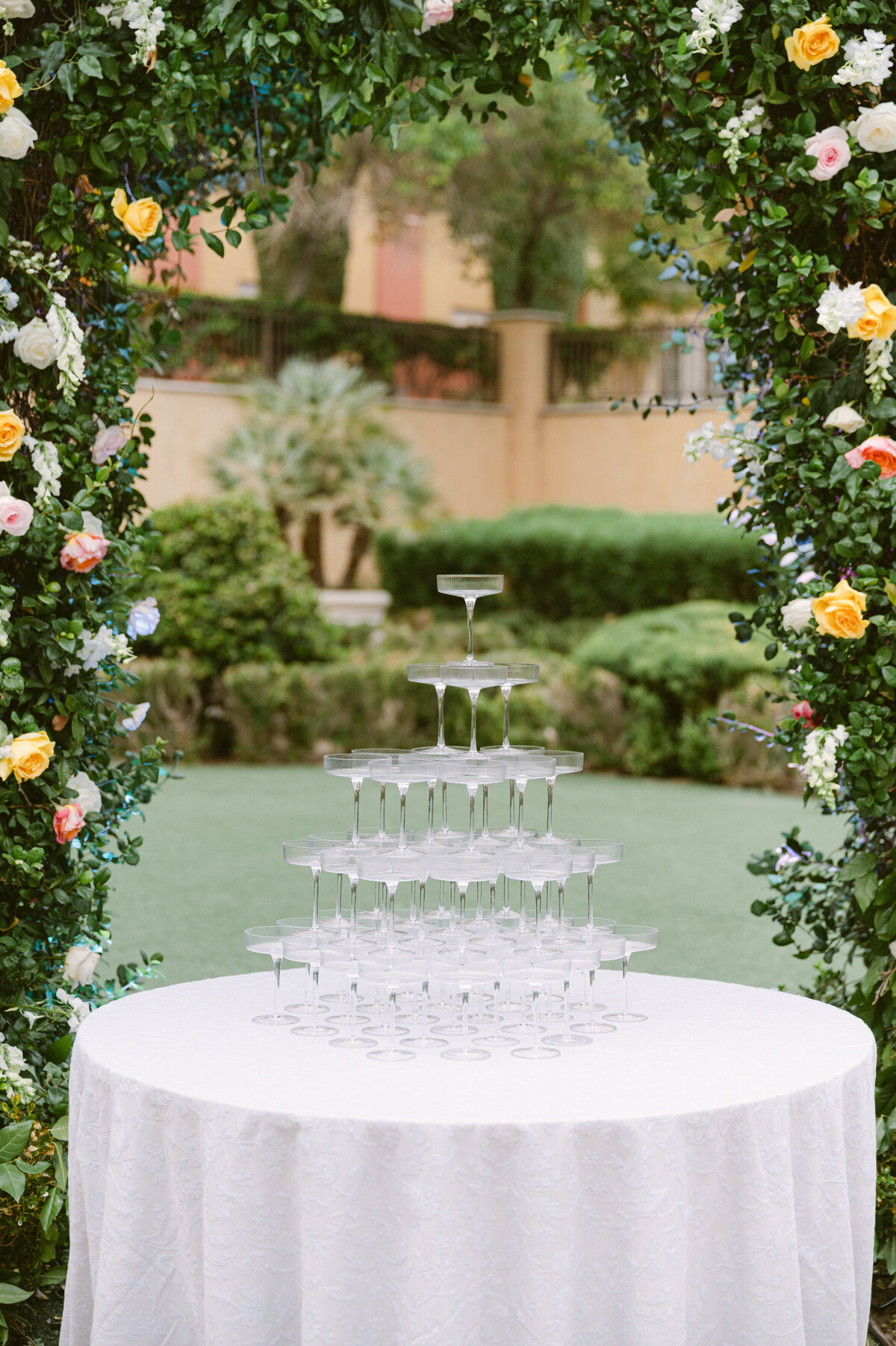 of-the-desert-flor-las-vegas-wedding-florist-hilton-lake-las-vegas-0035