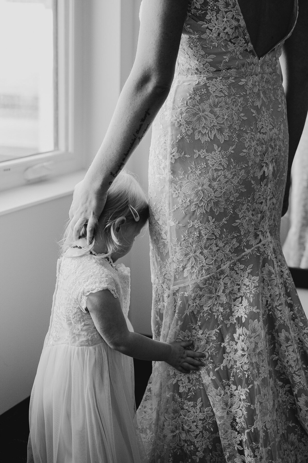 Little-flower-girl-and-mother-daughter-of-the-bride-2
