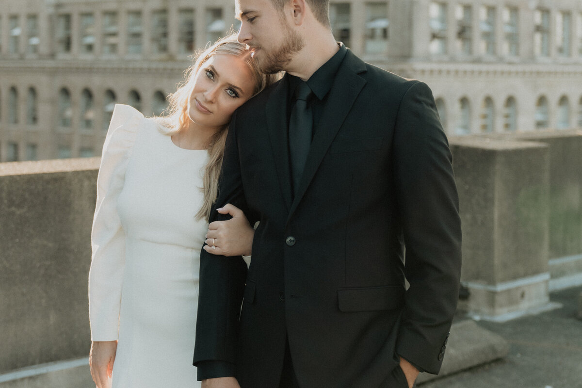 Sara-Canon-Elopement-Downtown-Seattle-WA-Amy-Law-Photography-4