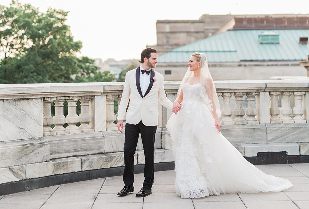 DAR-classic-wedding-bride-groom-sunset-photography