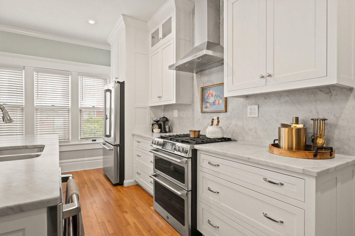 18-web-or-mls-A7406398