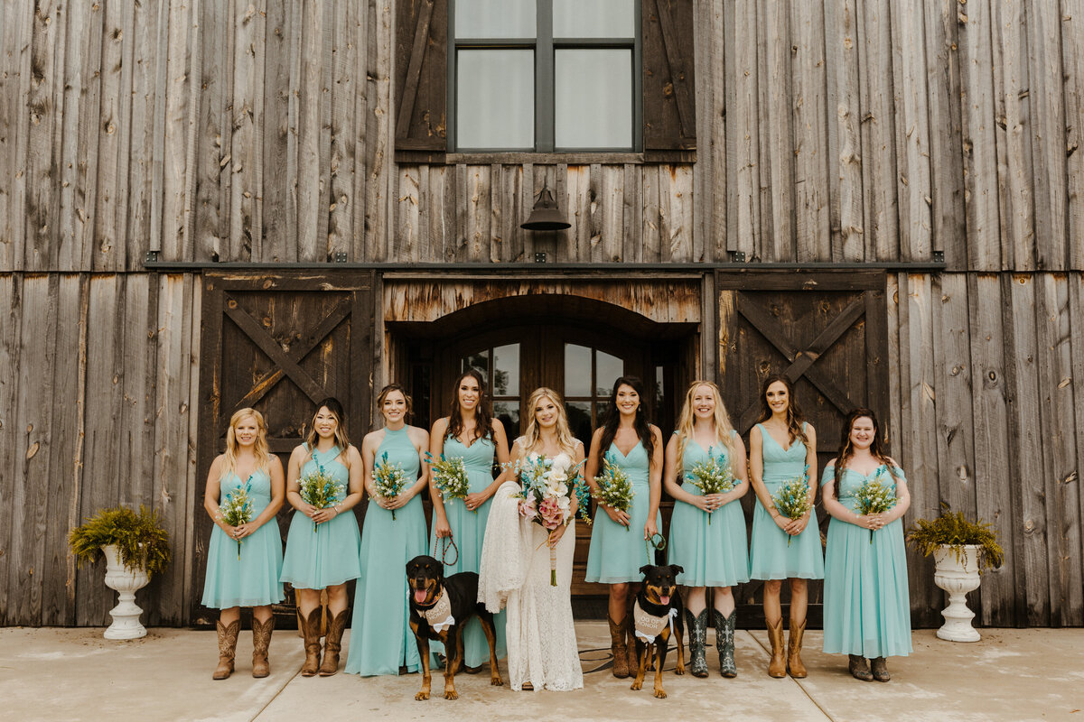 colorado-wedding-photographer-in-soddy-daisy-tennessee-at-mountain-heights-venue-near-nashville-horse-dog-lake-barn-367