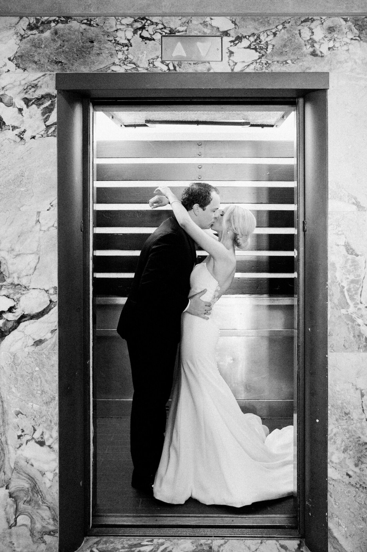 Dallas_Wedding_Photographer_Bethany_Erin_Photography_Allyson&Jack_Wedding-825