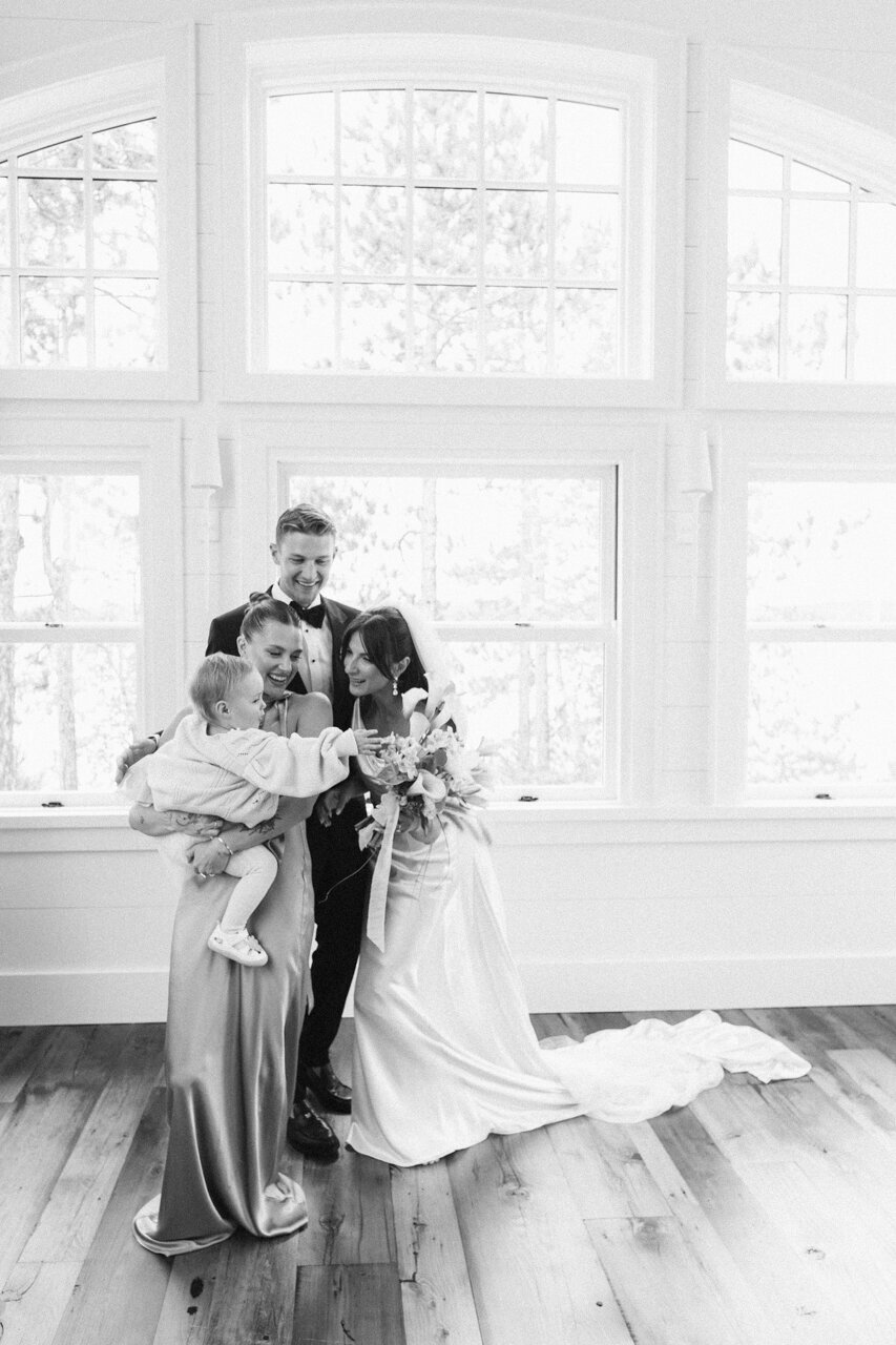 Private-Isaland-Muskoka-wedding-photographer-raphaellegranger-2