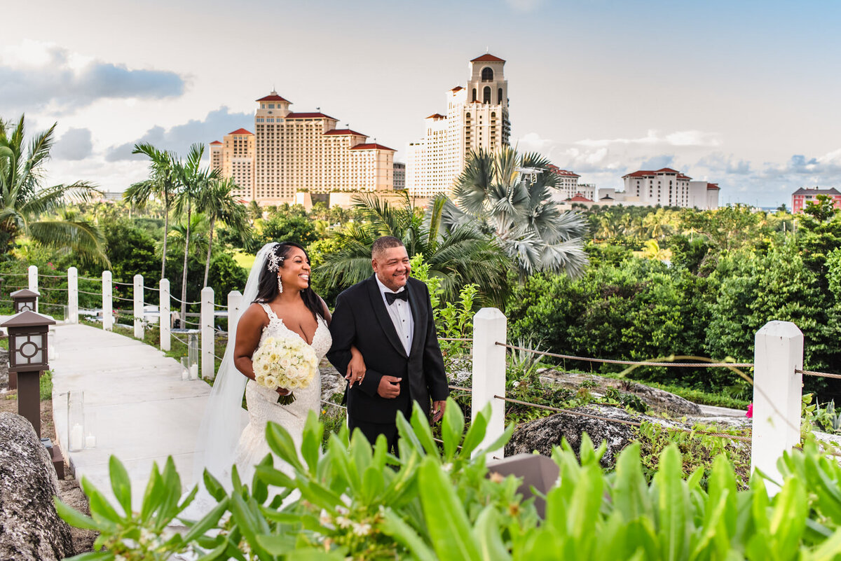 Atlantis-Baha-Mar-luxury-bahamas-wedding-photos-lyndah-wells-photography-tiana-quintin-10
