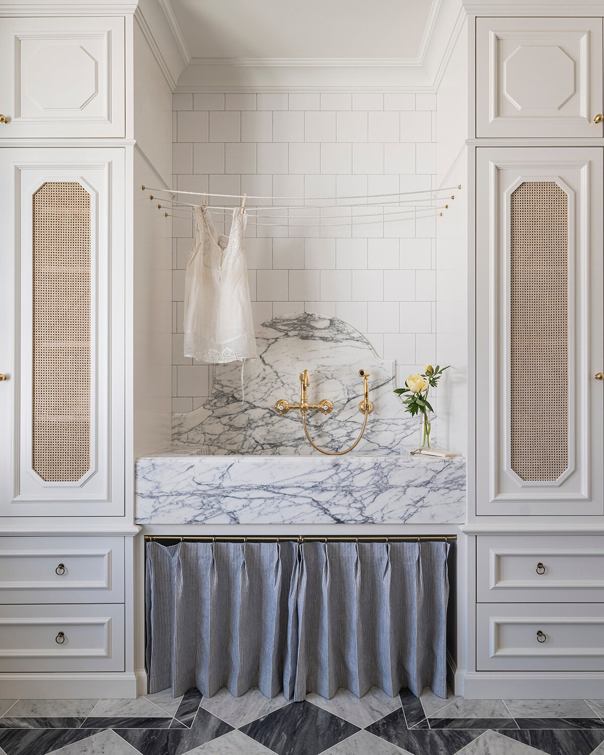 Kat Lawton Interiors - Seattle Interior Designer - French Beauty - Morrow_KaraMercer1469-HDR-Edit2