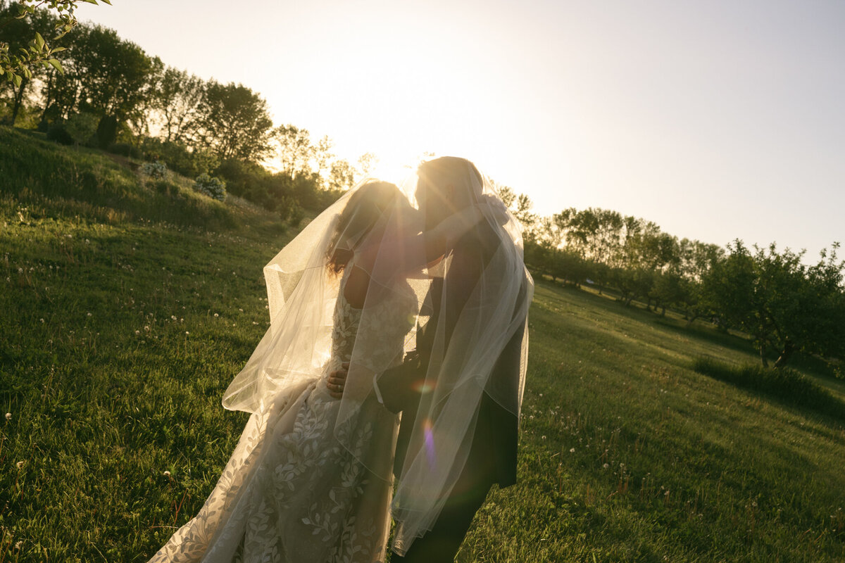 The Veranda by Meadow Barn Wedding Venue, Sioux Falls Wedding Venues, RCC Photographer, Sioux Falls Wedding Photographer-21