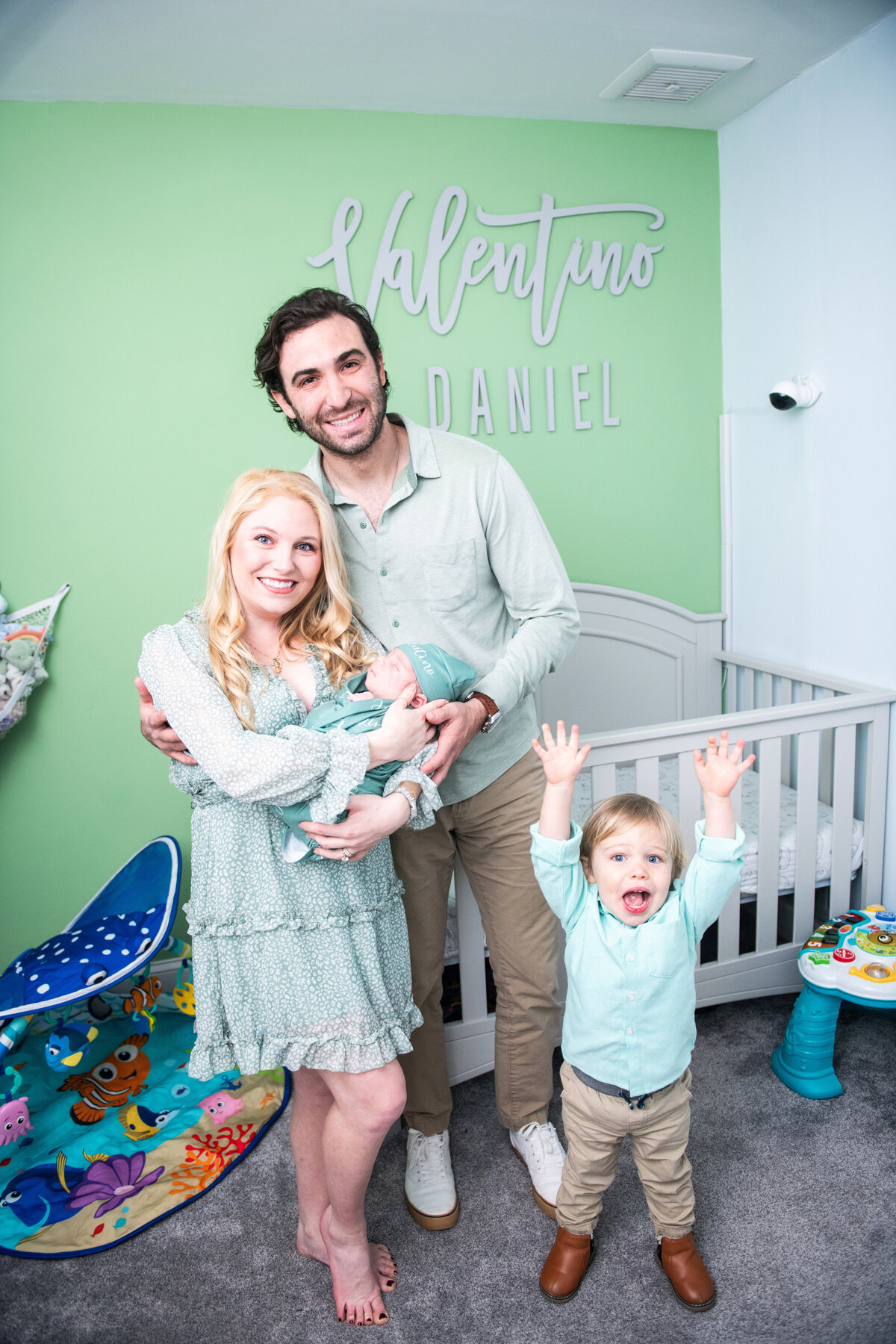 family_portrait_in_nursey