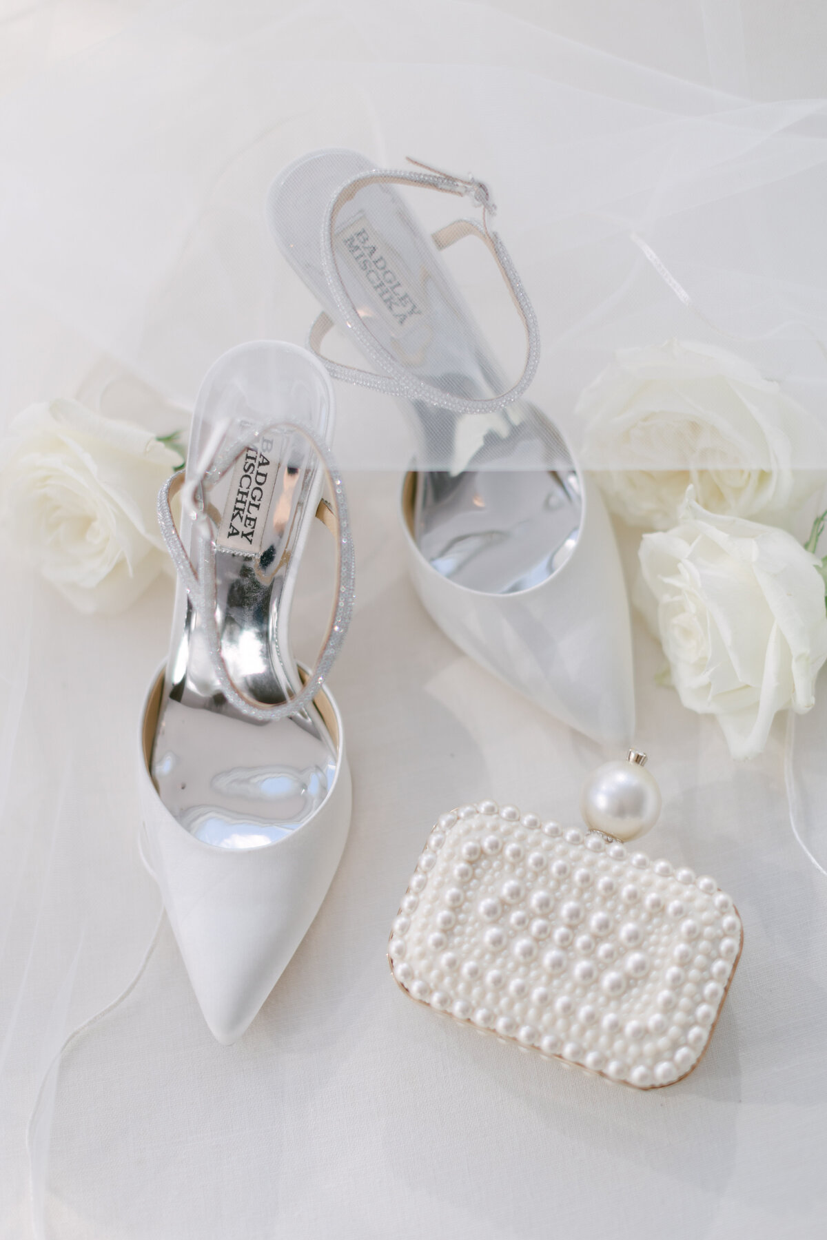 wedding-detail-shoes-daniela-cardili-photography-1.