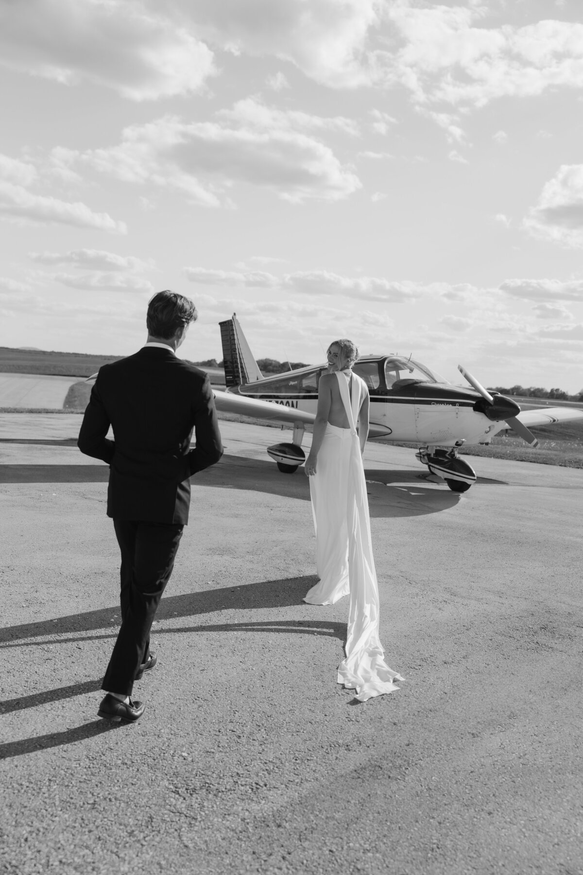 Plane-Elopement-Valerie-Halling