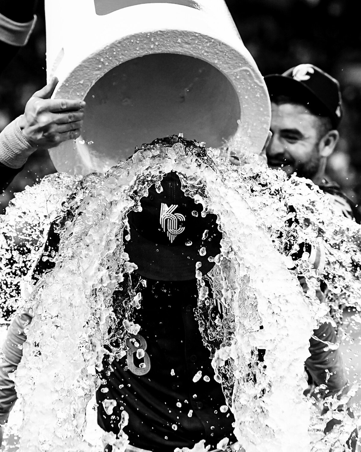 kansas-city-sports-photography-0160-athlete-dumped-with-water-bucket