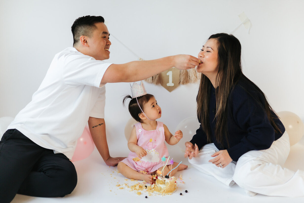 Bellevue-WA-cake-smash-photography-17