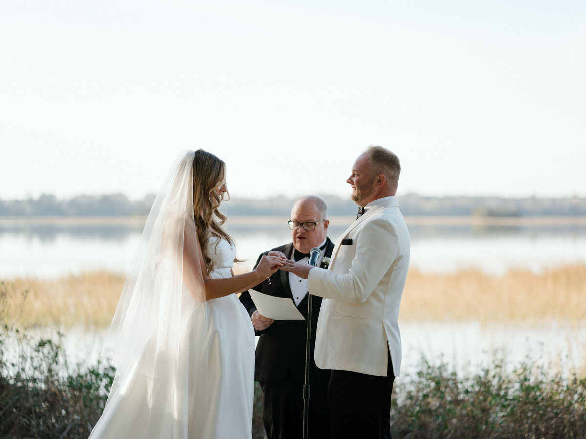 lowndes-grove-riverhouse-wedding-meg-033