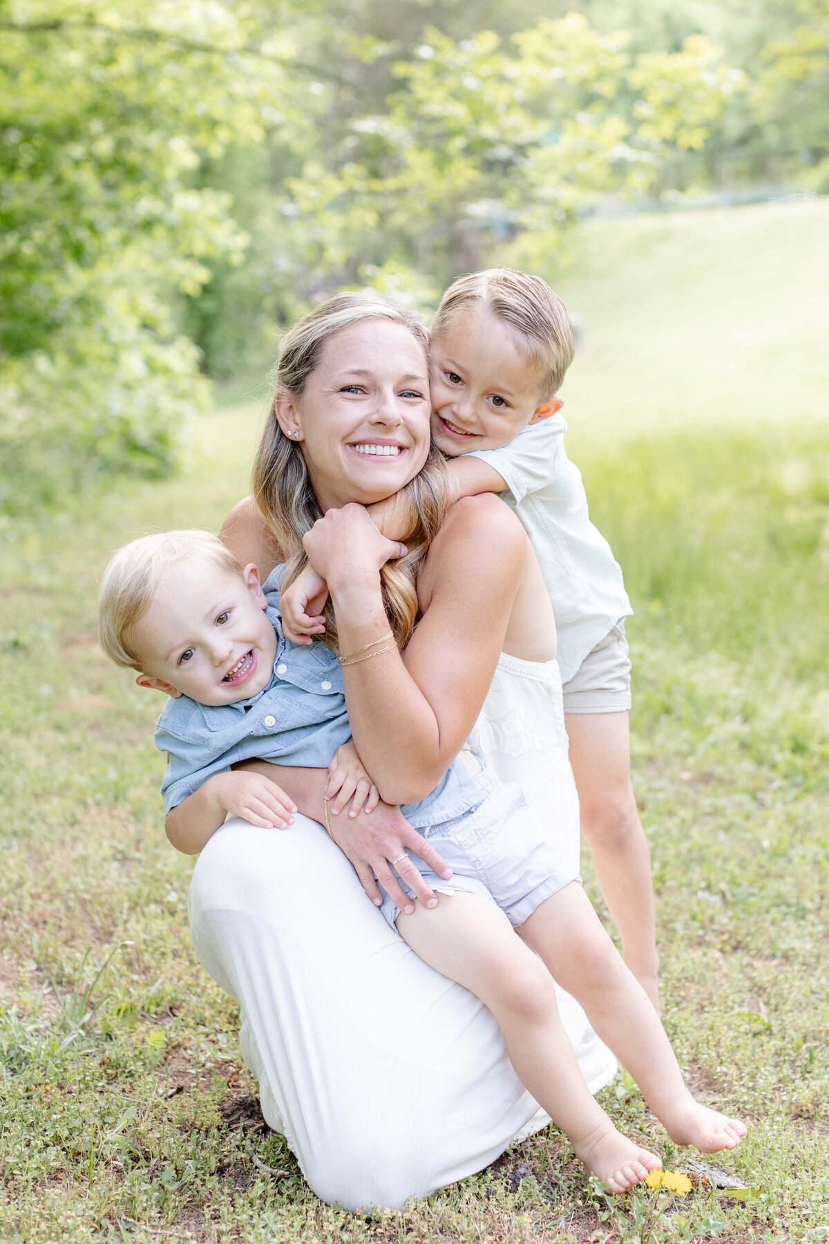 Greenville-SC-Family-Spring-Mini-Session-Magnolia-and-Grace-Photography-Co-MeganP14