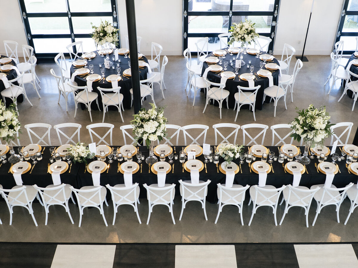 2025-10-11_DykesWeddingPreviews_MollyMurphyPhotography-44