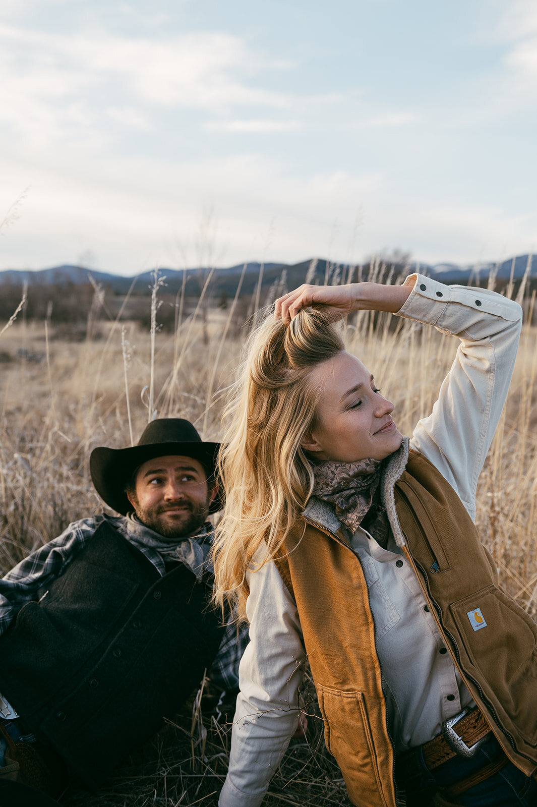presley-gray-photo-montana-western-ranch-couples-photoshoot-2225