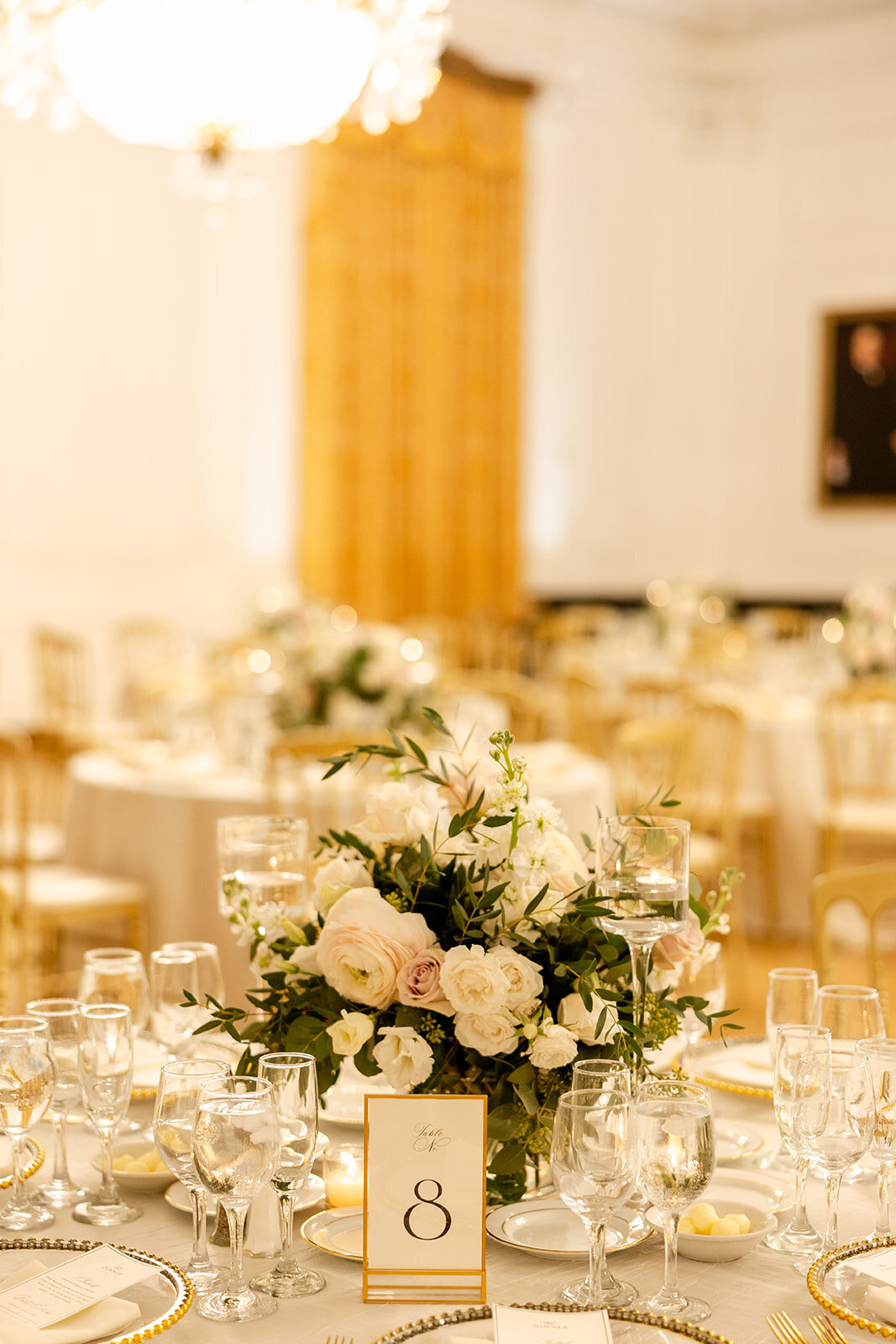 pretty-palm-leaf-event-co-dylan-and-erynn-wedding-at-the-nixon-19